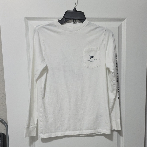 Vineyard Vines Other - Vineyard Vines North Pole White Long Sleeve Tee